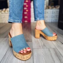 Tamaris 27227-42 Denim (40-es méret - Utolsó Pár!!)