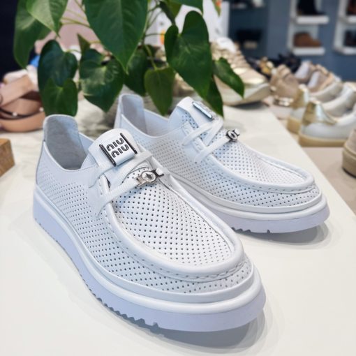 Via Roma 115 White
